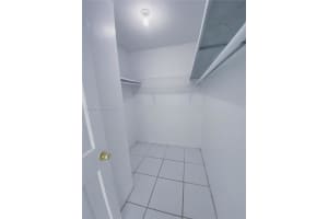 870 Nw 87th Ave 110 Miami, FL 33172 - MLS#A12001922