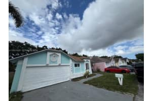 1034 W Jasmine Ln, North Lauderdale, FL 33068, - MLS#A12001929