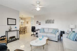 16801 NE 13th Ave APT 206, Miami, FL 33162, - MLS#A12001939