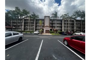 1200 Sw 124th Ter 106o, Pembroke Pines
