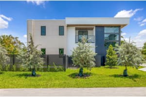 750 NE 16th Ave, Fort Lauderdale, FL 33304, - MLS#A12002023