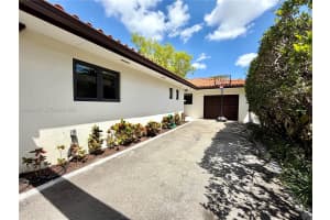 MLS# A12002027, Coral Gables, Florida 33134