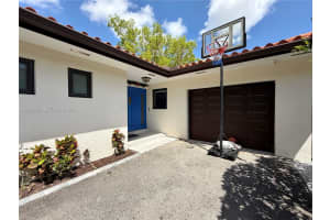 MLS# A12002027, Coral Gables, Florida 33134