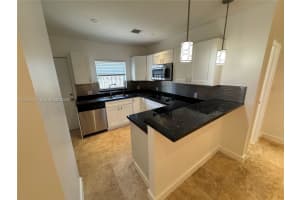 2724 NE 15th St #4, Fort Lauderdale, FL 33304, - MLS#A12002034