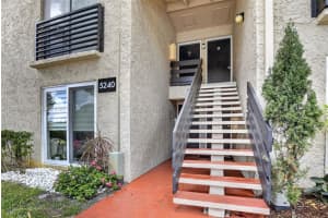 5240 Ne 6th Ave H26, Oakland Park
