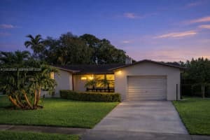 4323 Harrison St, Hollywood