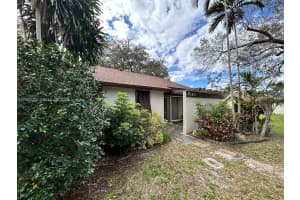 1540 NW 98th Terrace, Pembroke Pines, FL 33024, - MLS#A12002083