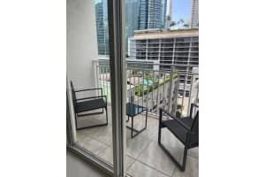 185 Se 14th Ter 913, Miami