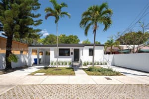 1385 Nw 28th St, Miami