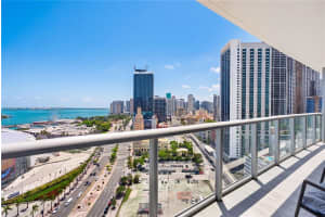 888 Biscayne Blvd APT 2404, Miami, FL 33132, - MLS#A12002172