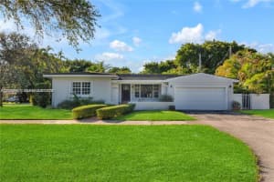 4930 Riviera Dr #0, Coral Gables, FL 33146, - MLS#A12002177