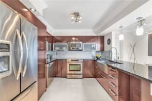 1623 Collins Ave APT 418, Miami Beach, FL 33139, - MLS#A12002198