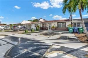 4255 SW 69th Ave, Miami, FL 33155, - MLS#A12002202