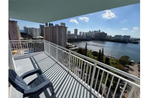 301 174th St 1912 Sunny Isles Beach, FL 33160 - MLS#A12002235