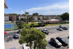 8101 Sw 24th Ct 406, Davie