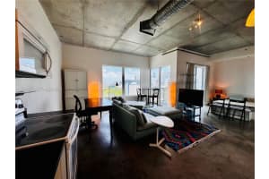 10 Sw South River Dr 1410, Miami