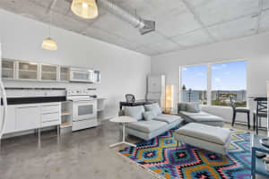 10 SW South River Dr #1410, Miami, FL 33130, - MLS#A12002251