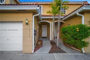12111 SW 5th Ct, Pembroke Pines, FL 33025, - MLS#A12002285