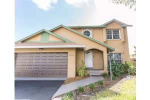 7876 Nw 189th St, Hialeah
