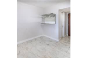 300 Nw 42nd Ave 610 Miami, FL 33126 - MLS#A12002306