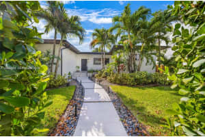 3531 SW 1st Ave, Miami, FL 33145, - MLS#A12002310
