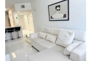 100 Lincoln Rd 927, Miami Beach