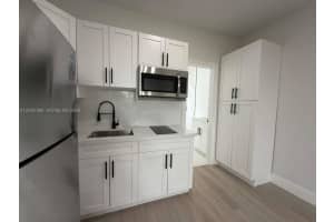 2425 SW 6th St #5a, Miami, FL 33135, - MLS#A12002368