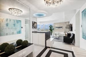 19707 Turnberry Way Ph-d, Aventura