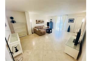 1750 James Ave APT 5D, Miami Beach, FL 33139, - MLS#A12002389