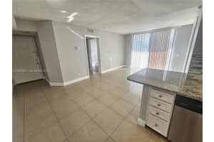 734 Executive Center Dr 12 West Palm Beach, FL 33401 - MLS#A12002390