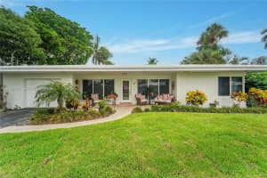 1431 S Ocean Blvd #11, Lauderdale By The Sea