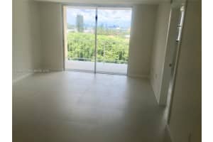 6900 Bay Dr APT 5A, Miami Beach, FL 33141, - MLS#A12002417