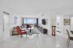 3000 Island Blvd 2404, Aventura