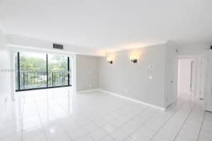 77 Crandon Blvd APT 3C, Key Biscayne, FL 33149, - MLS#A12002446