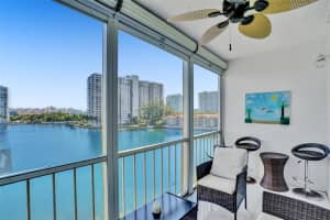 2999 Point East Dr C511, Aventura