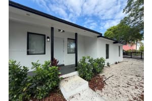 2100 SW 6th St, Miami, FL 33135, - MLS#A12002524