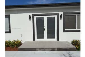 831 SE 9th Ave, Hialeah, FL 33010, - MLS#A12002527