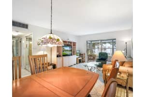 4806 Nw 36th St 515, Lauderdale Lakes