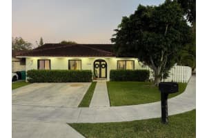 14554 Sw 96 Terr Sw 96 Terr Miami, FL 33186 - MLS#A12002562