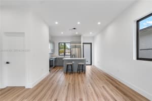 4518 Nw 4th St Miami, FL 33126 - MLS#A12002589