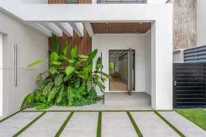 260 NW 47th St, Miami, FL 33127, - MLS#A12002600