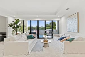 718 Valencia Ave Unit 307, Coral Gables, FL 33134, - MLS#A12002609