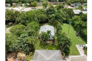 2456 Jackson St #1, Hollywood, FL 33020, - MLS#A12002621