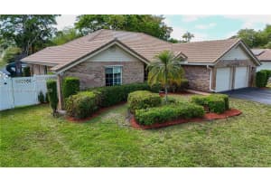 966 NW 114th Ave, Coral Springs, FL 33071, Sold 06/05/26