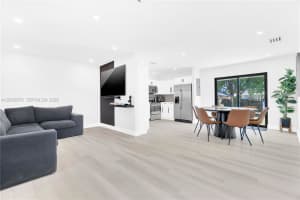 10220 Sw 168th St Miami, FL 33157 - MLS#A12002676