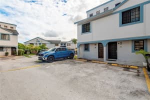 12025 Sw 18th St 11-47, Miami