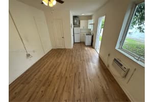 480 SW 10th St #8, Miami, FL 33130, - MLS#A12002707