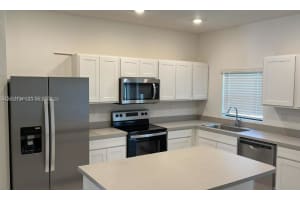 606 SW 12th St, Florida City, FL 33034, - MLS#A12002734