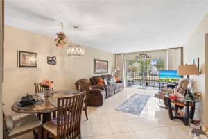 1000 Hillcrest Ct APT 214, Hollywood, FL 33021, - MLS#A12002739