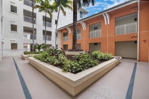 7290 SW 90th St APT 403, Miami, FL 33156, - MLS#A12002744